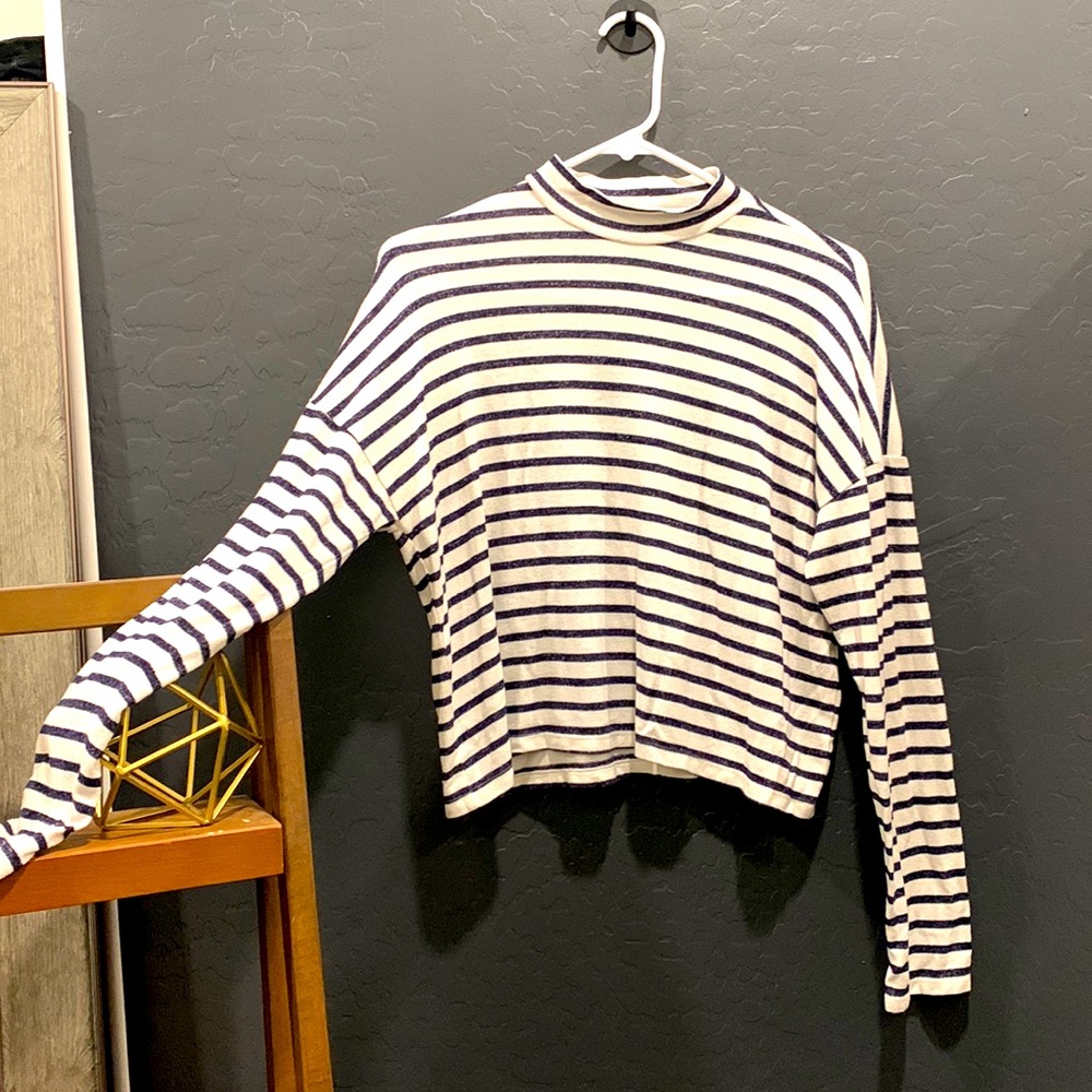 Soft long Sleeve Stripped Half Turtle Neck